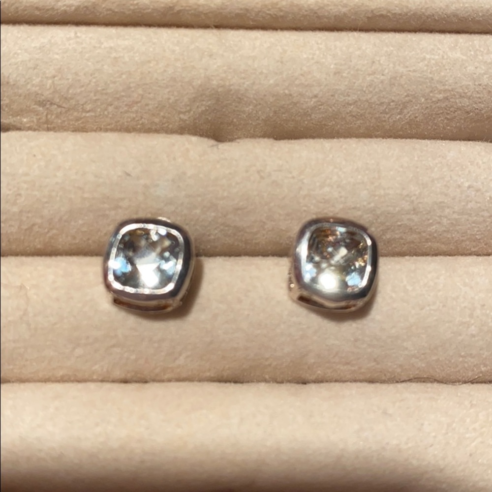 🎃6x6mm genuine Aquamarine earrings.